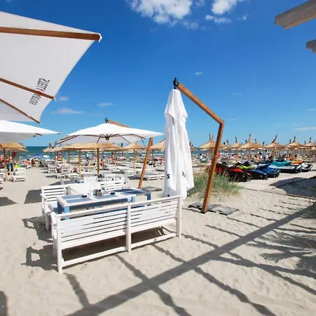 Guest house Mamaia Sat *